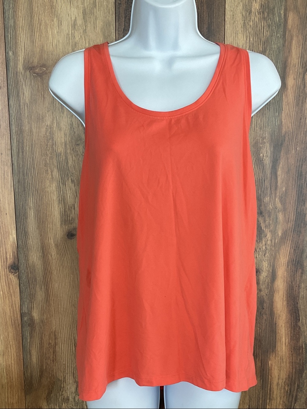 all in motion Bright Coral Scoop Neck Tank XL 376B